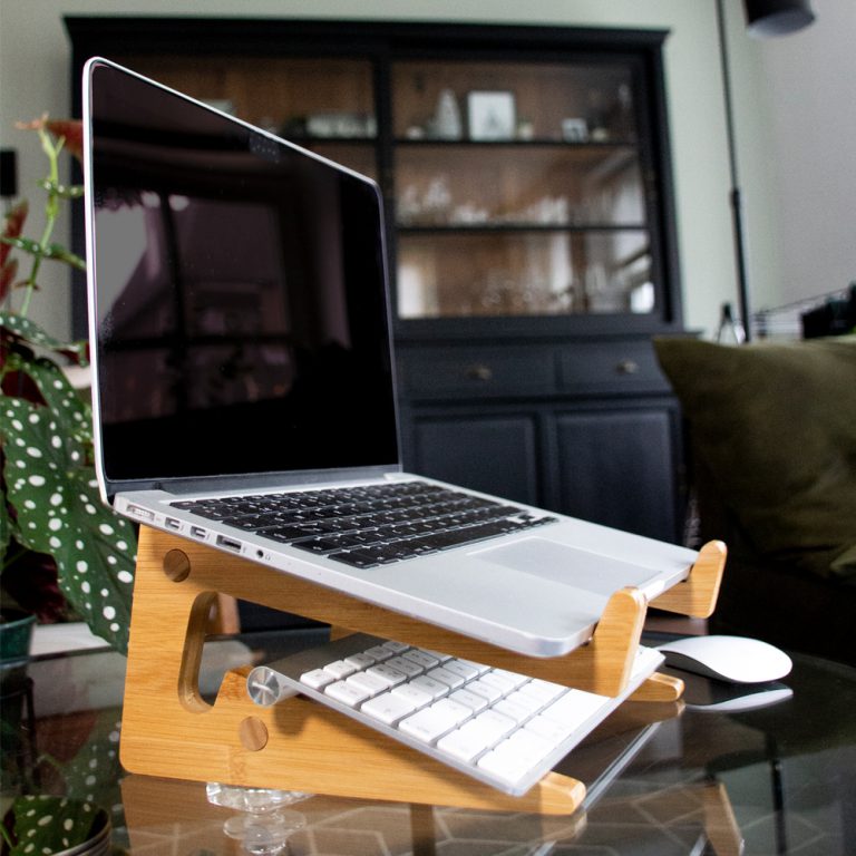 Houten laptopstandaard Kadotopper